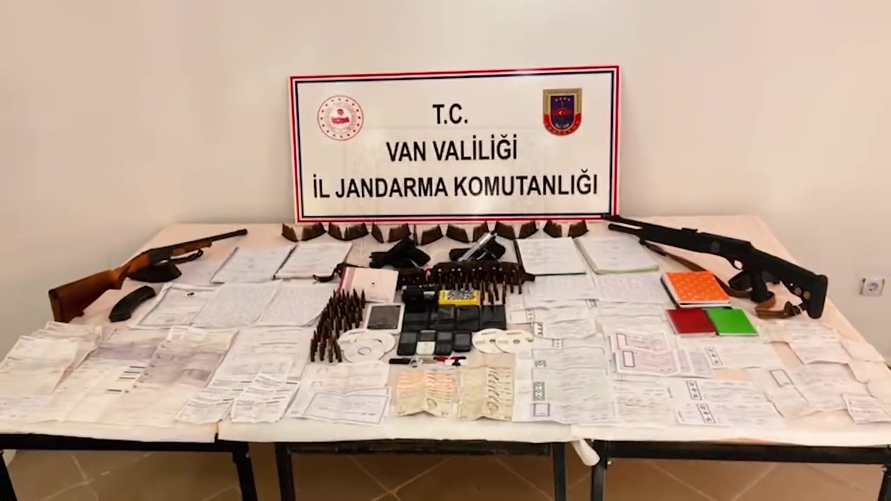 Van merkezli 4 ilde jandarmadan tefecilik operasyonu