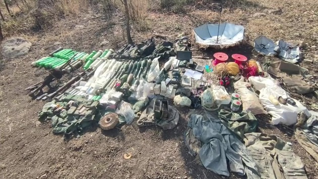 Pençe-Kilit Operasyonu'nda teröristlere ait çok sayıda silah ve mühimmat ele geçirildi