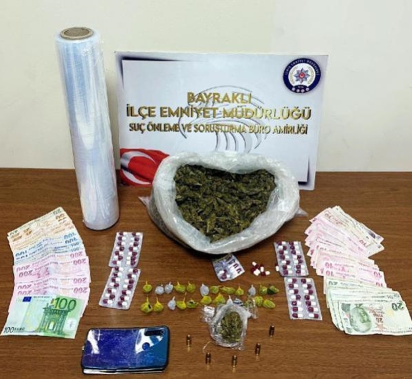 İzmir'de  uyuşturucu operasyonu 