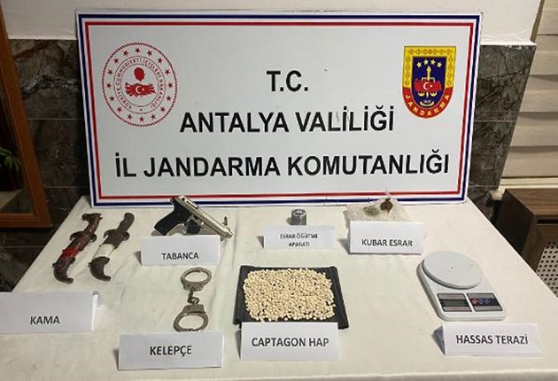 Antalya’da uyuşturucu ticareti şüphelisi yakalandı