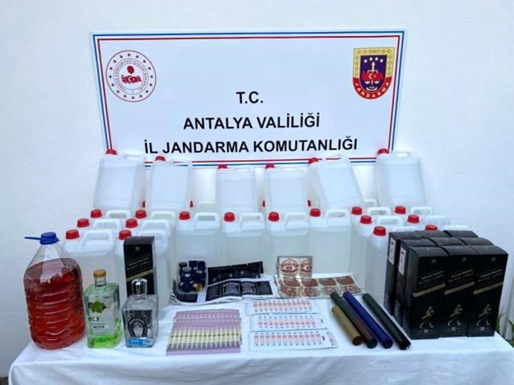 Antalya'da sahte alkol operasyonu
