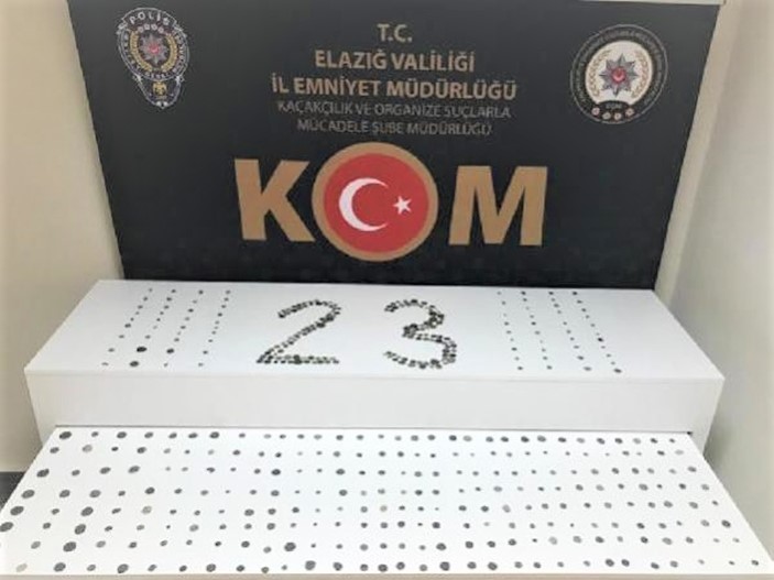 Elazığ'da 470 sikke ele geçirildi