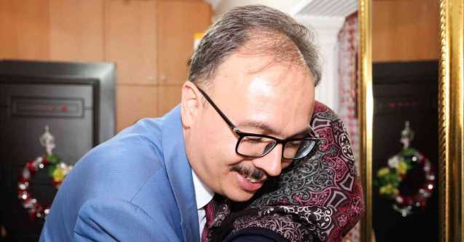 Bilecik Valisi Kızılkaya şehit ailesini ziyaret etti
