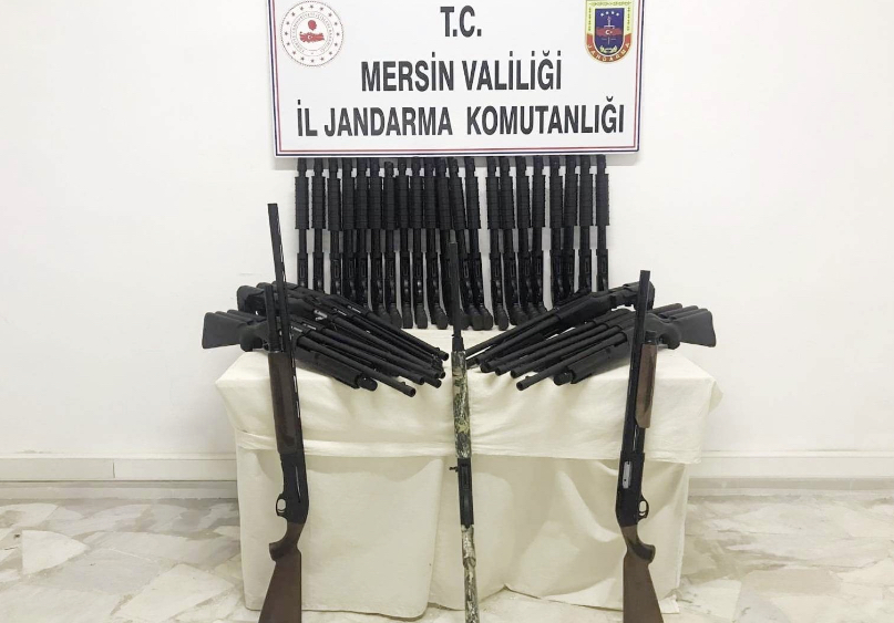 Mersin’de 36 adet kaçak av tüfeği ele geçirildi