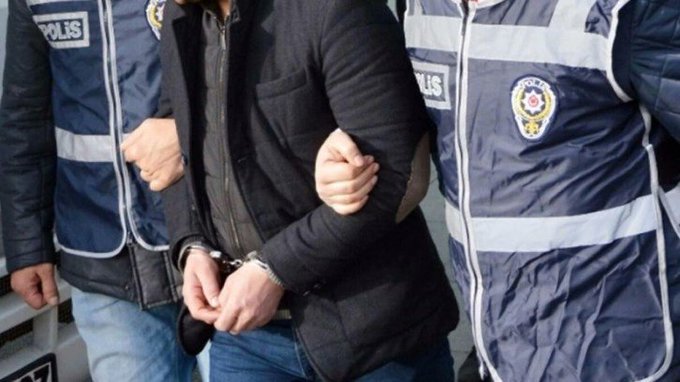 Antalya'da çeşitli suçlardan aranan 3 şahıs tutuklandı 