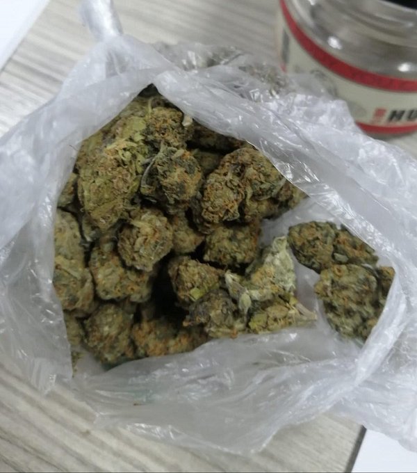 Kocaeli'de bir şahsın üzerinden 54 gram uyuşturucu madde çıktı 