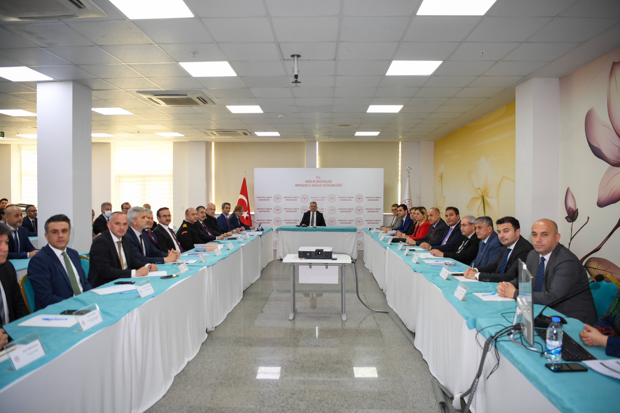 ÇOCUKLARIMIZ VE GENÇLERİMİZ BU İLLETLE TANIŞMAMALI 