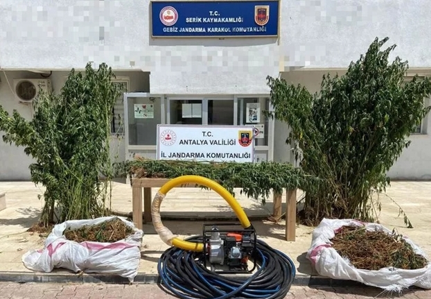 Antalya'da uyuşturucu operasyonu